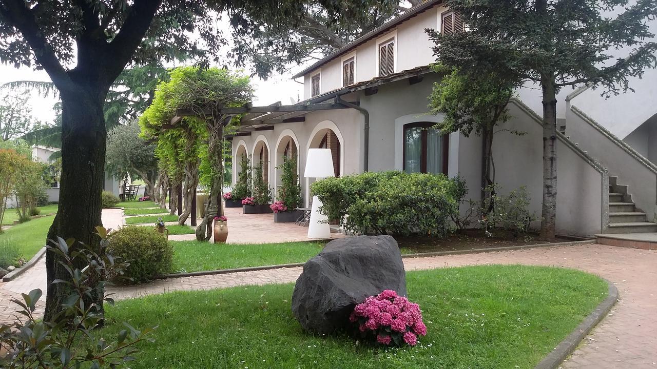 Hotel Antico Borgo di Sutri Esterno foto